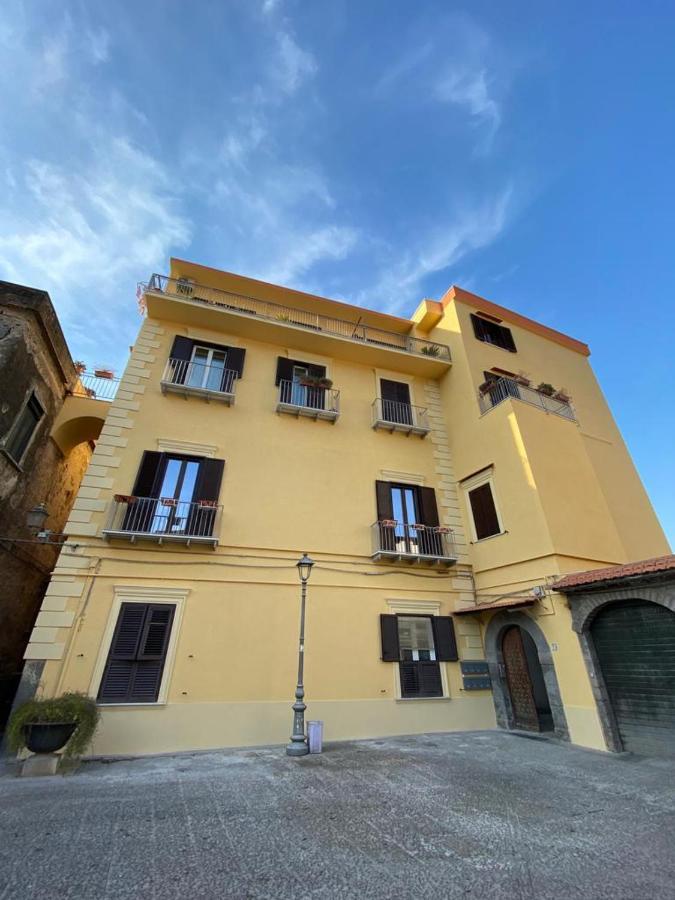 Vesuvio House Appartamento Indipendente E Centrale Sant'Agnello Exterior foto