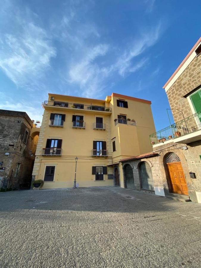 Vesuvio House Appartamento Indipendente E Centrale Sant'Agnello Exterior foto